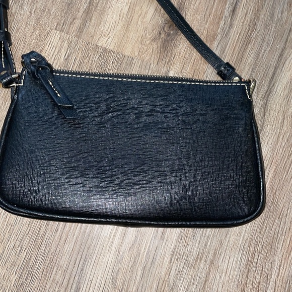 Dooney & Bourke black cross body bag - Picture 3 of 7